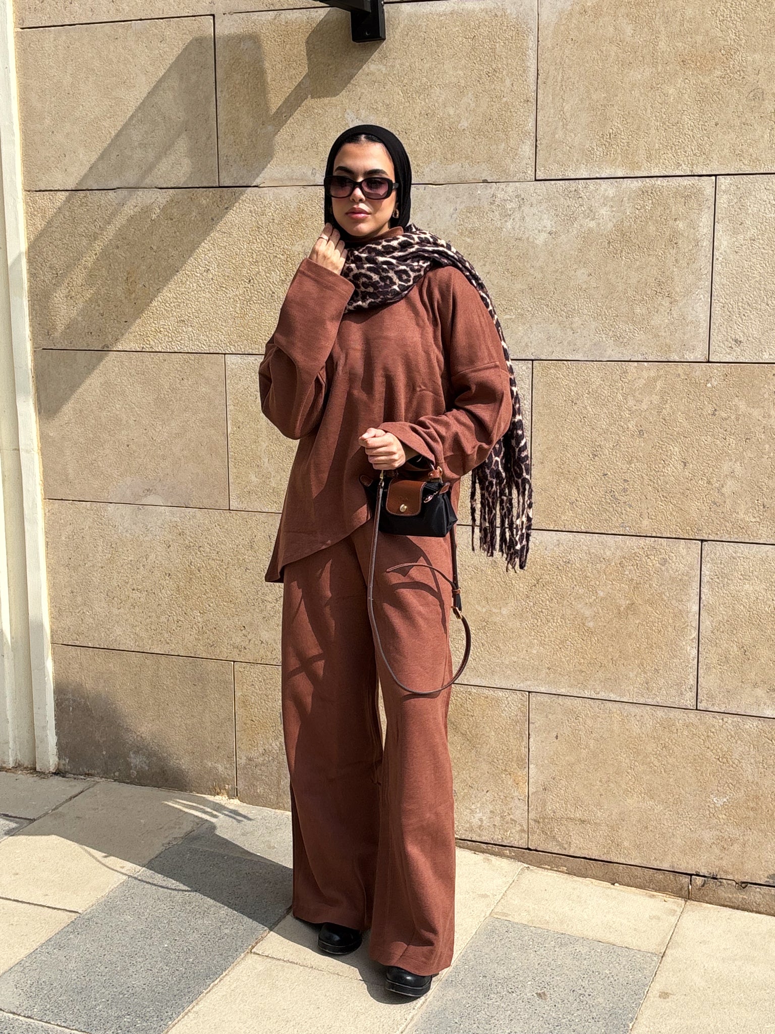 Asymmetrical Knitted In Brown