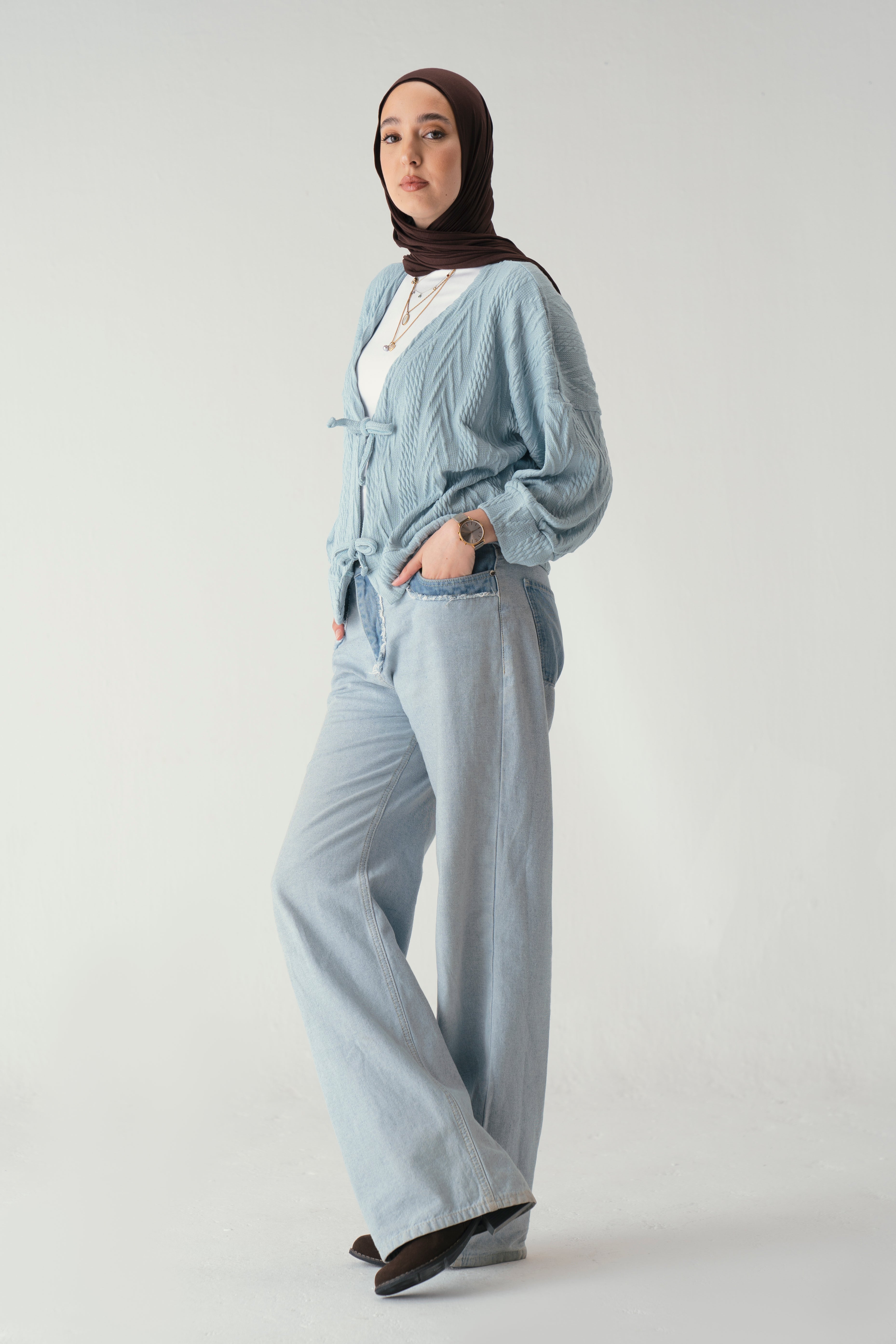 Tie front knit cardigan in light blue