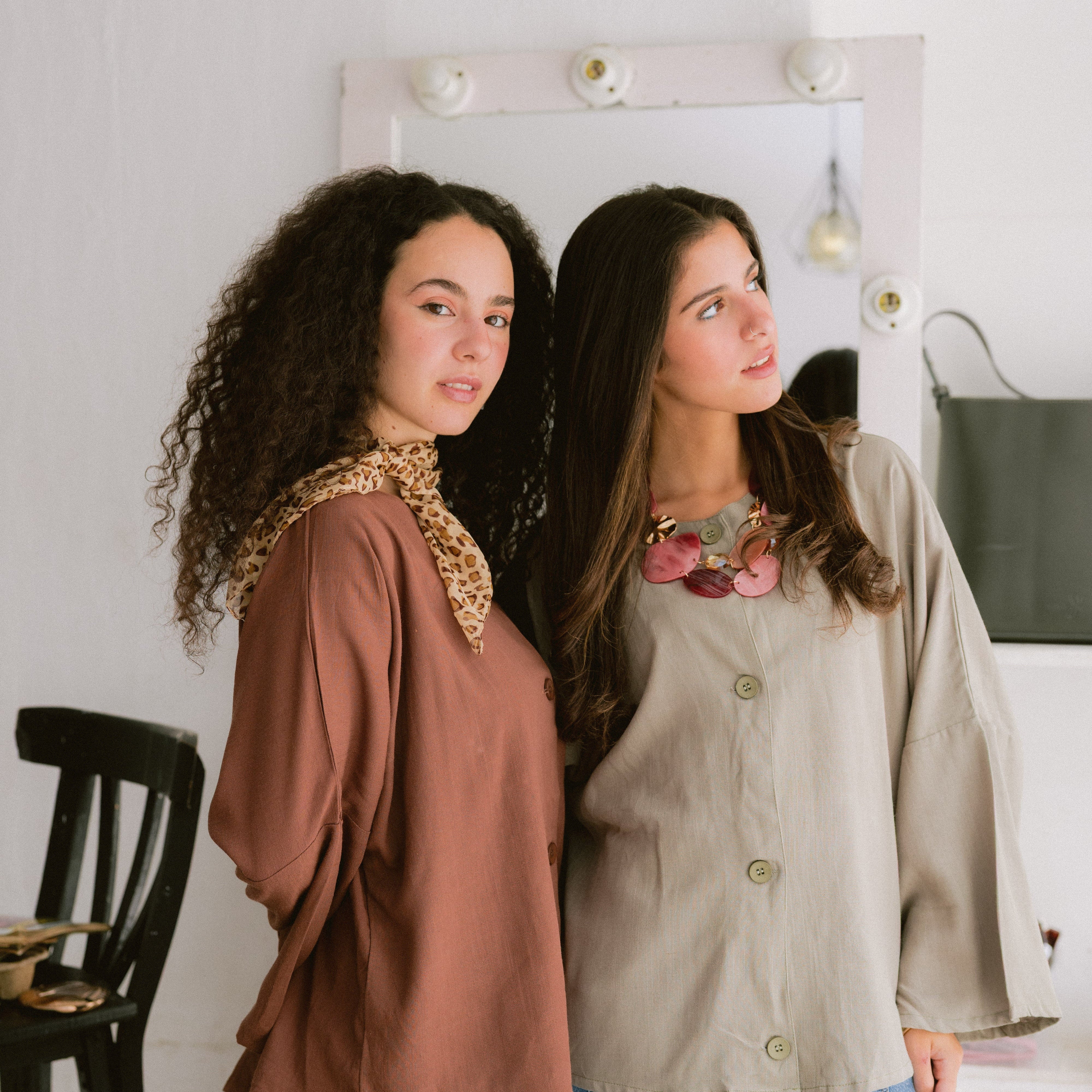 SHIRTS & BLOUSES