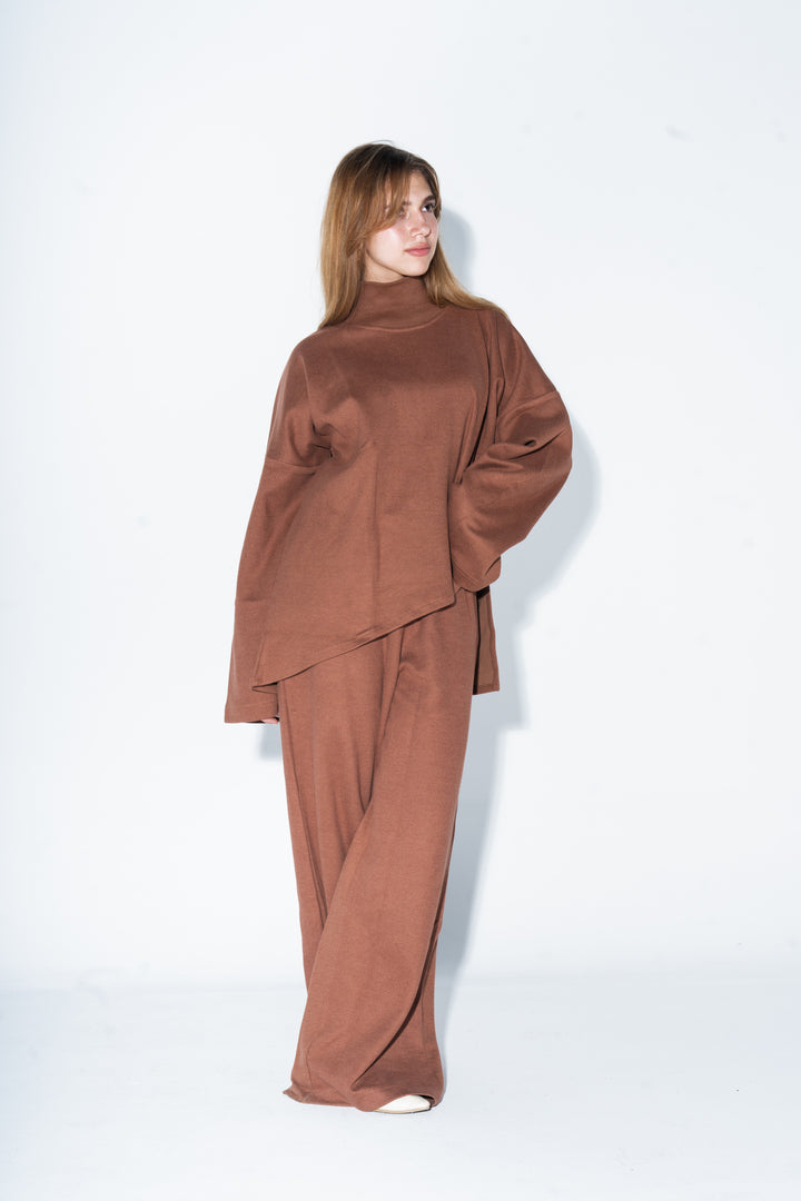 Asymmetrical Knitted In Brown