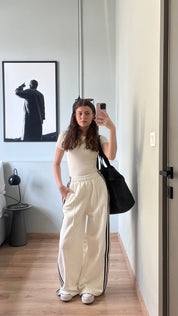 Off White Side Striped Sweatpants (Outlet)