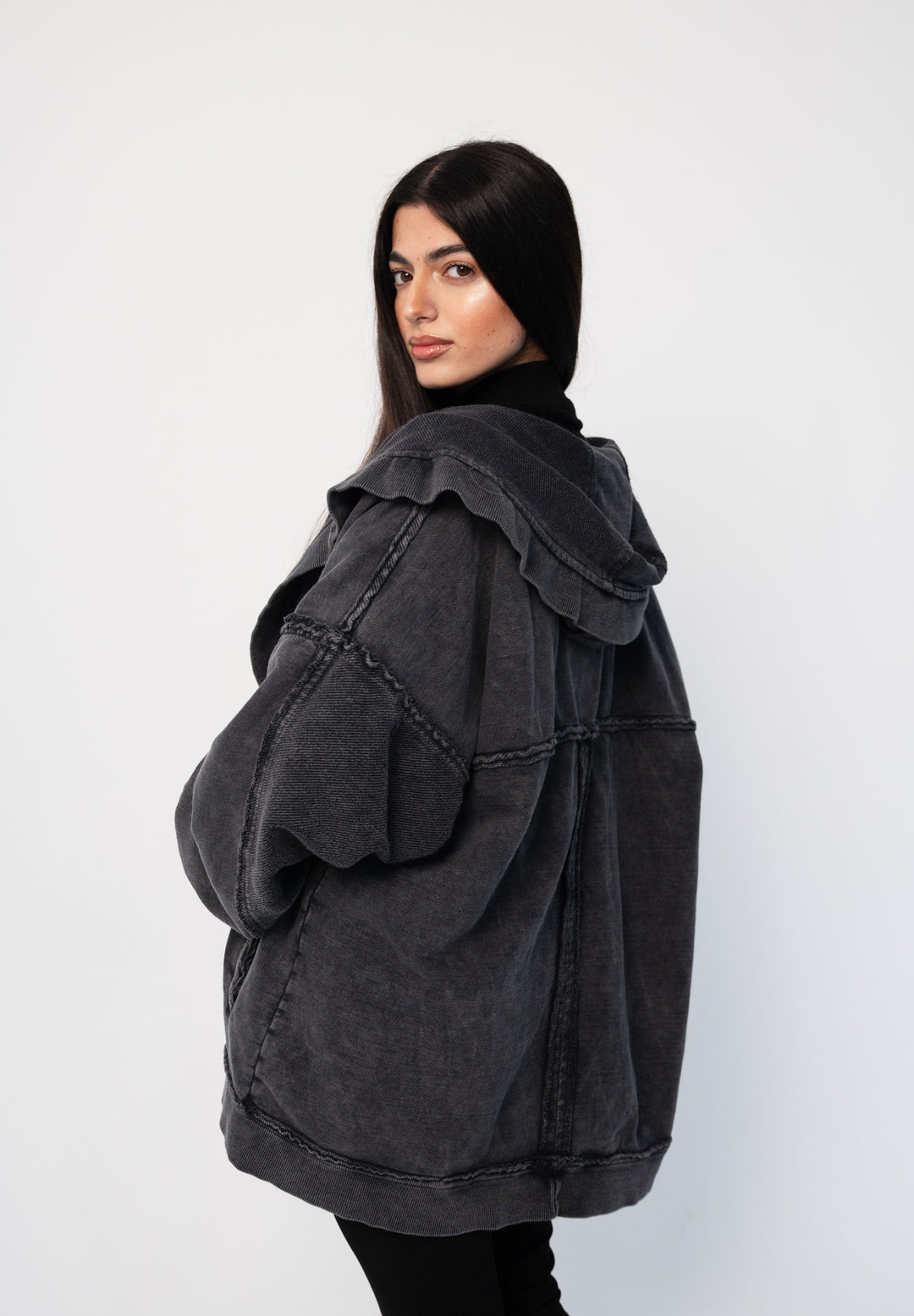 The Free  Cardi In Black