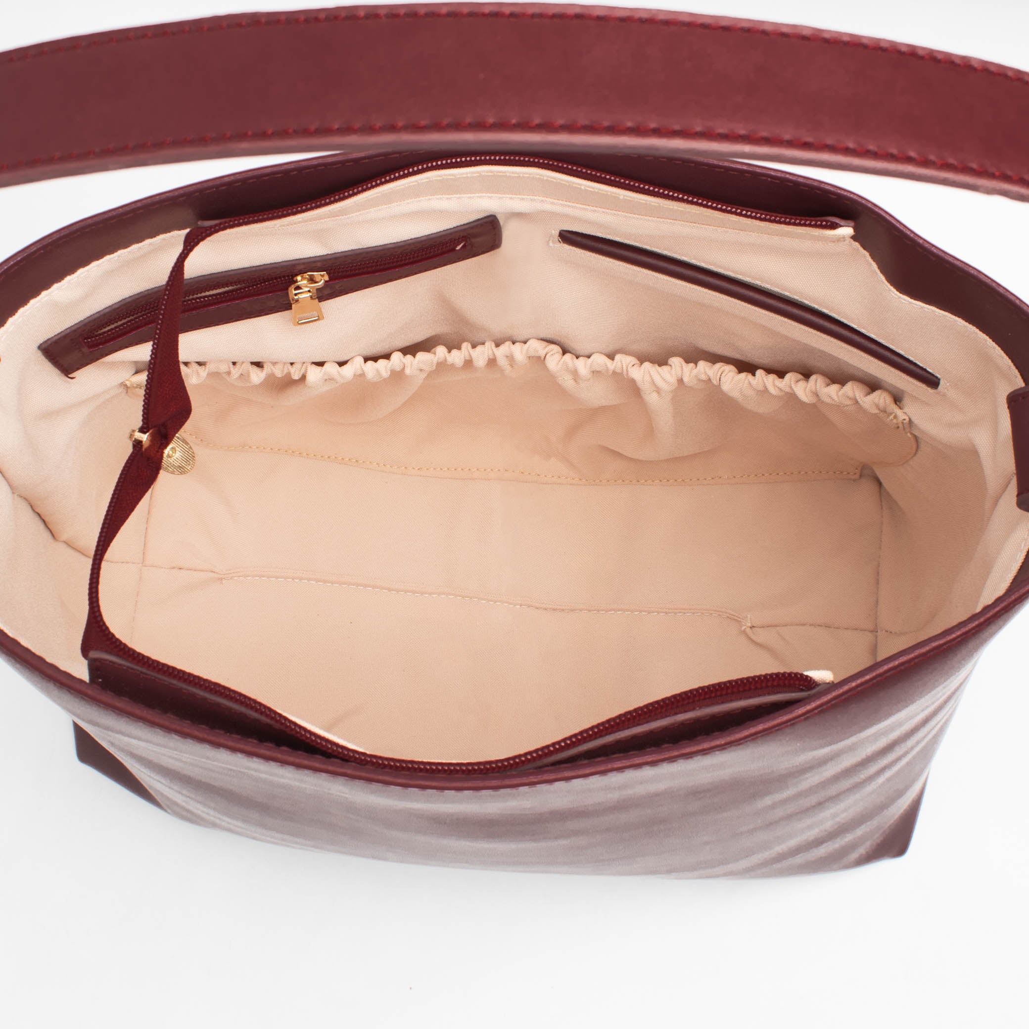 Her Leather Bag In Berry