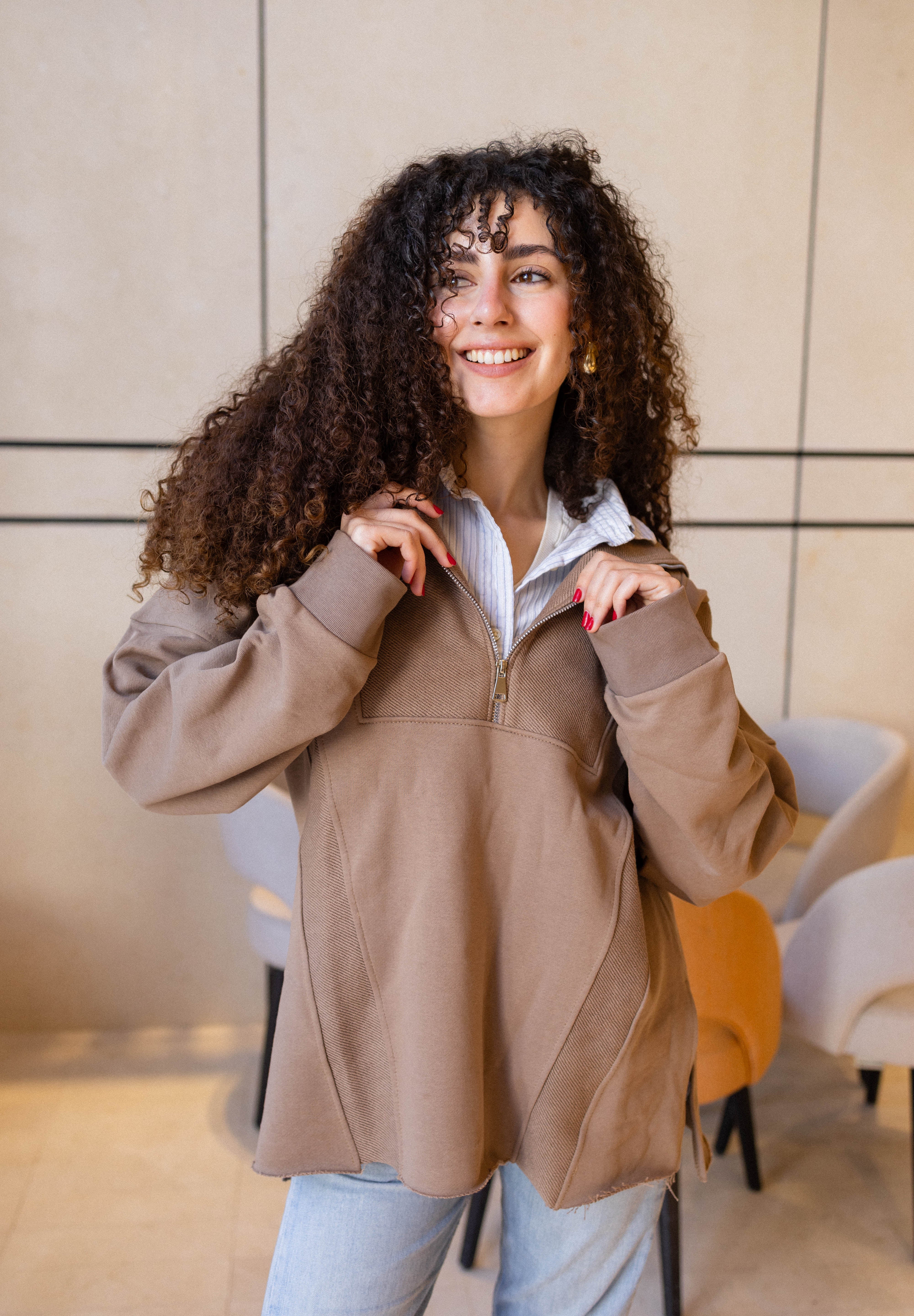 Off-Duty Sweater In Caffe