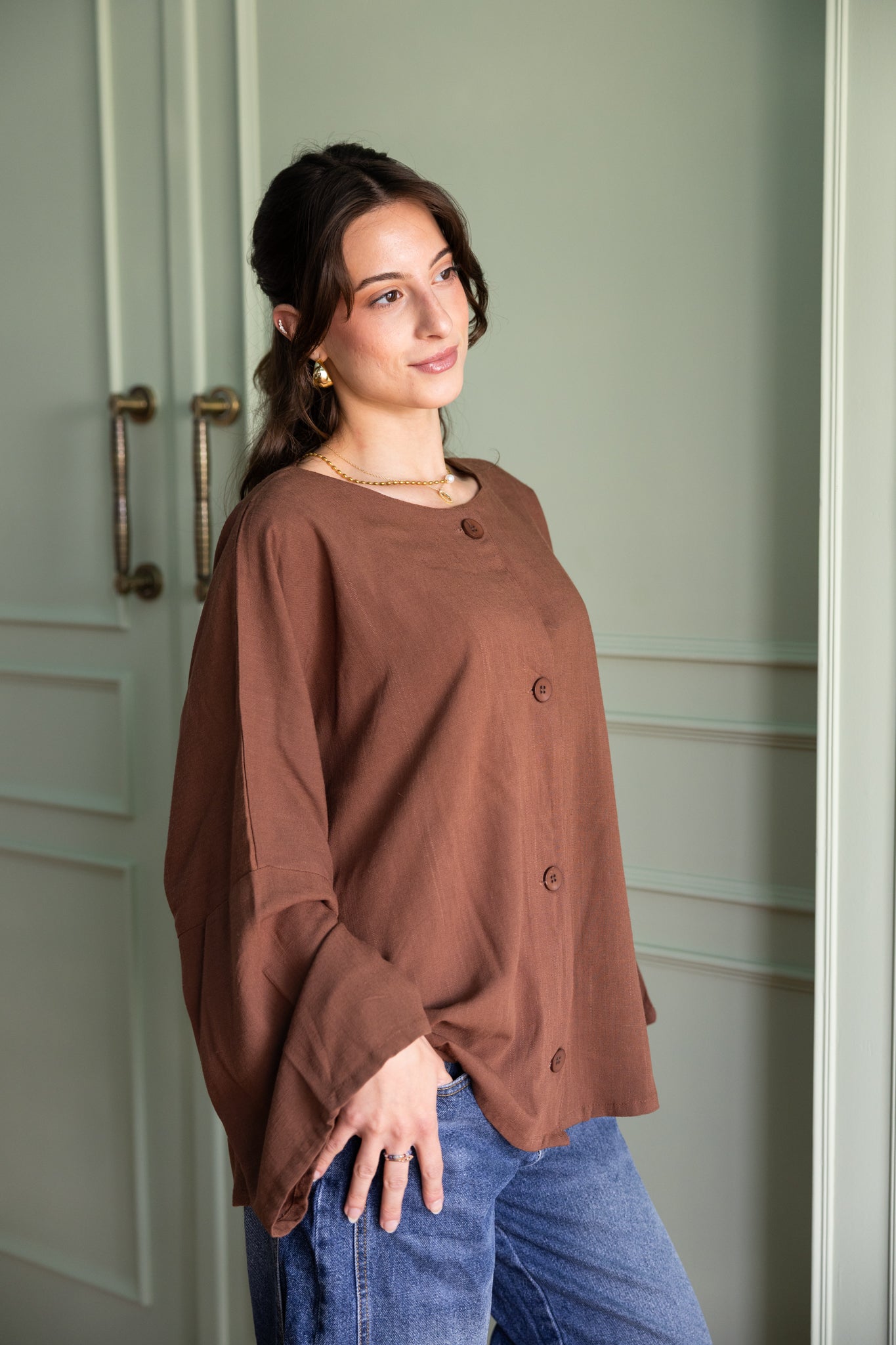 Her Way Linen Shirt In Brown