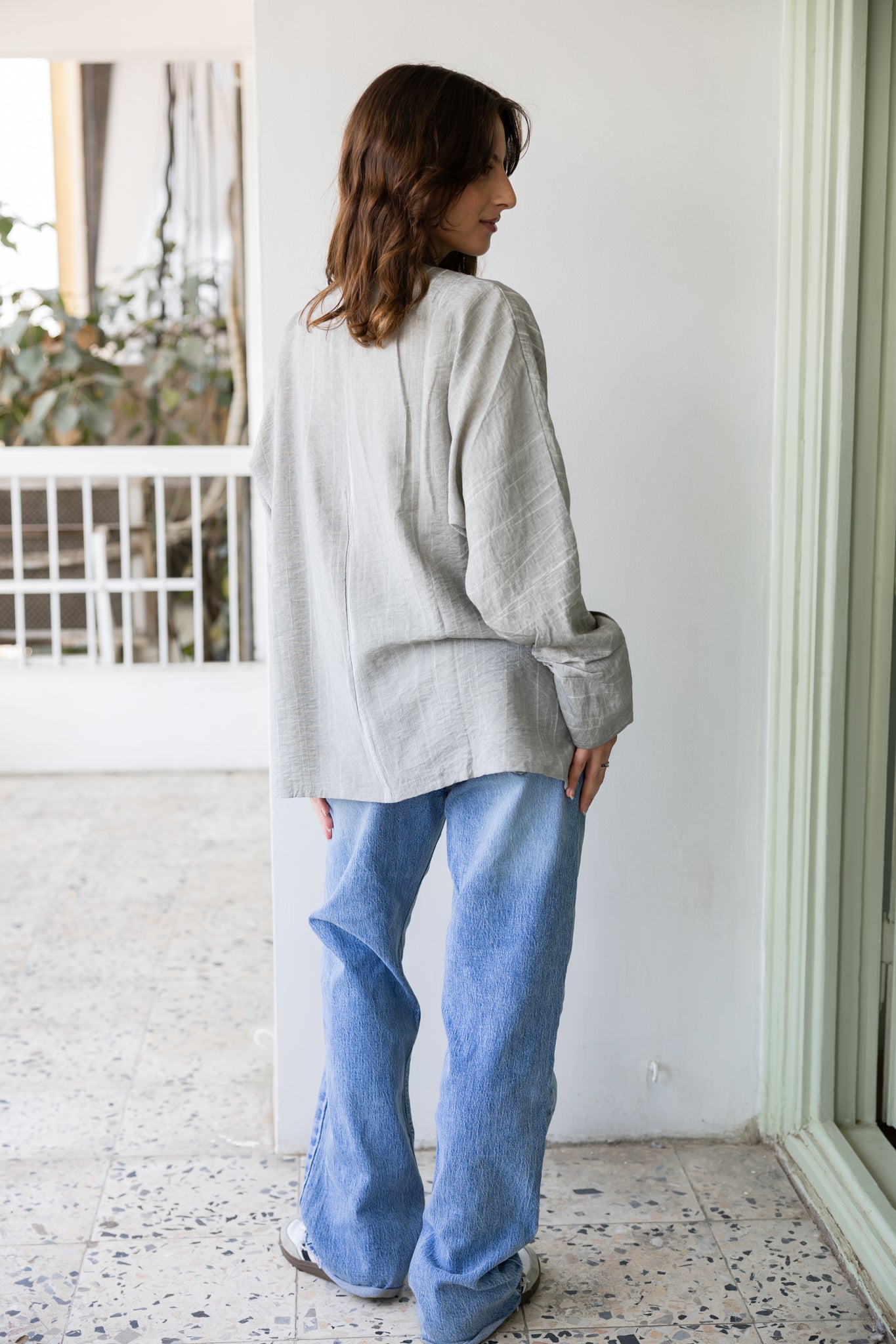 THE CARDI IN GREY