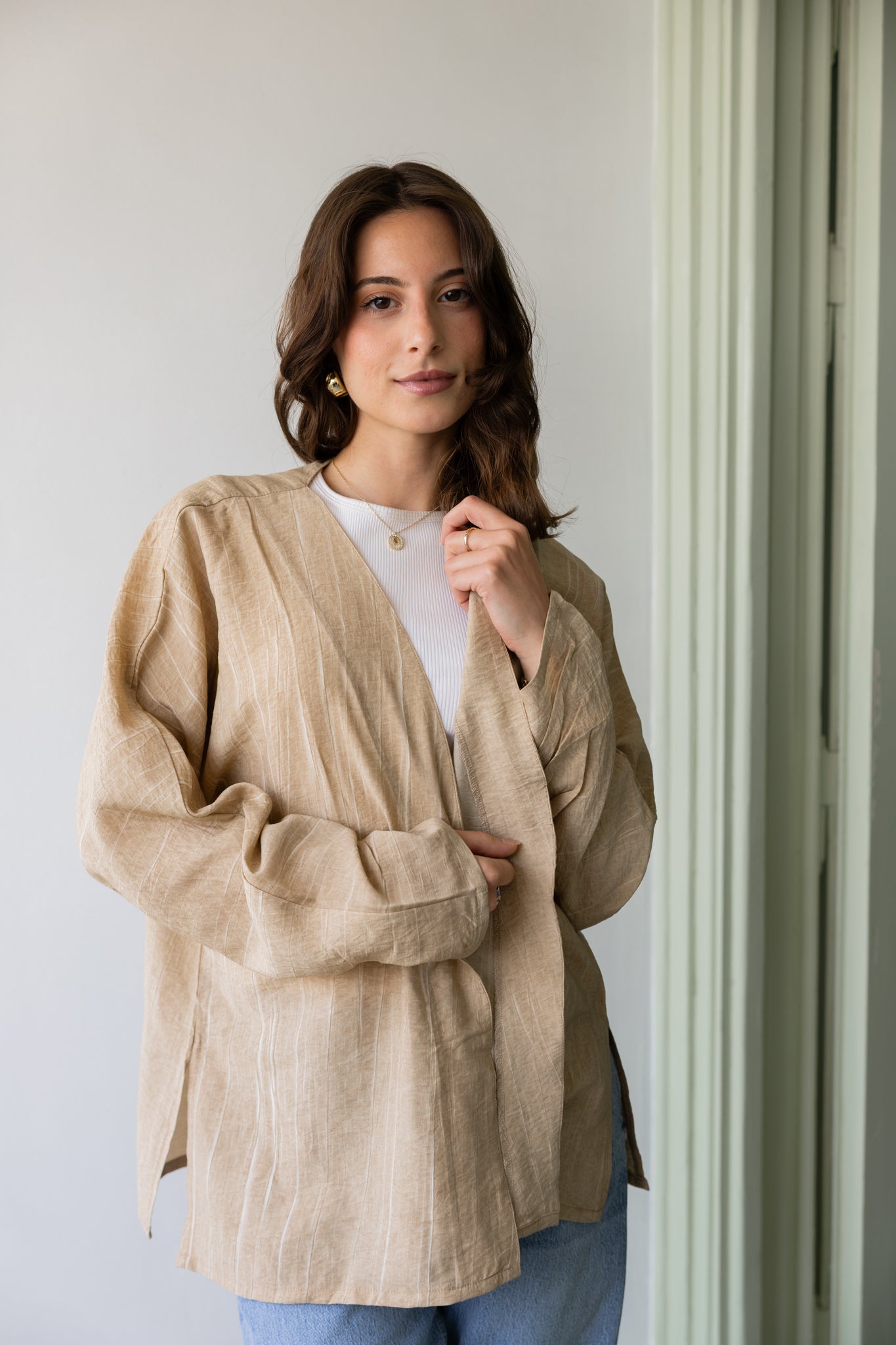 THE CARDI IN BEIGE
