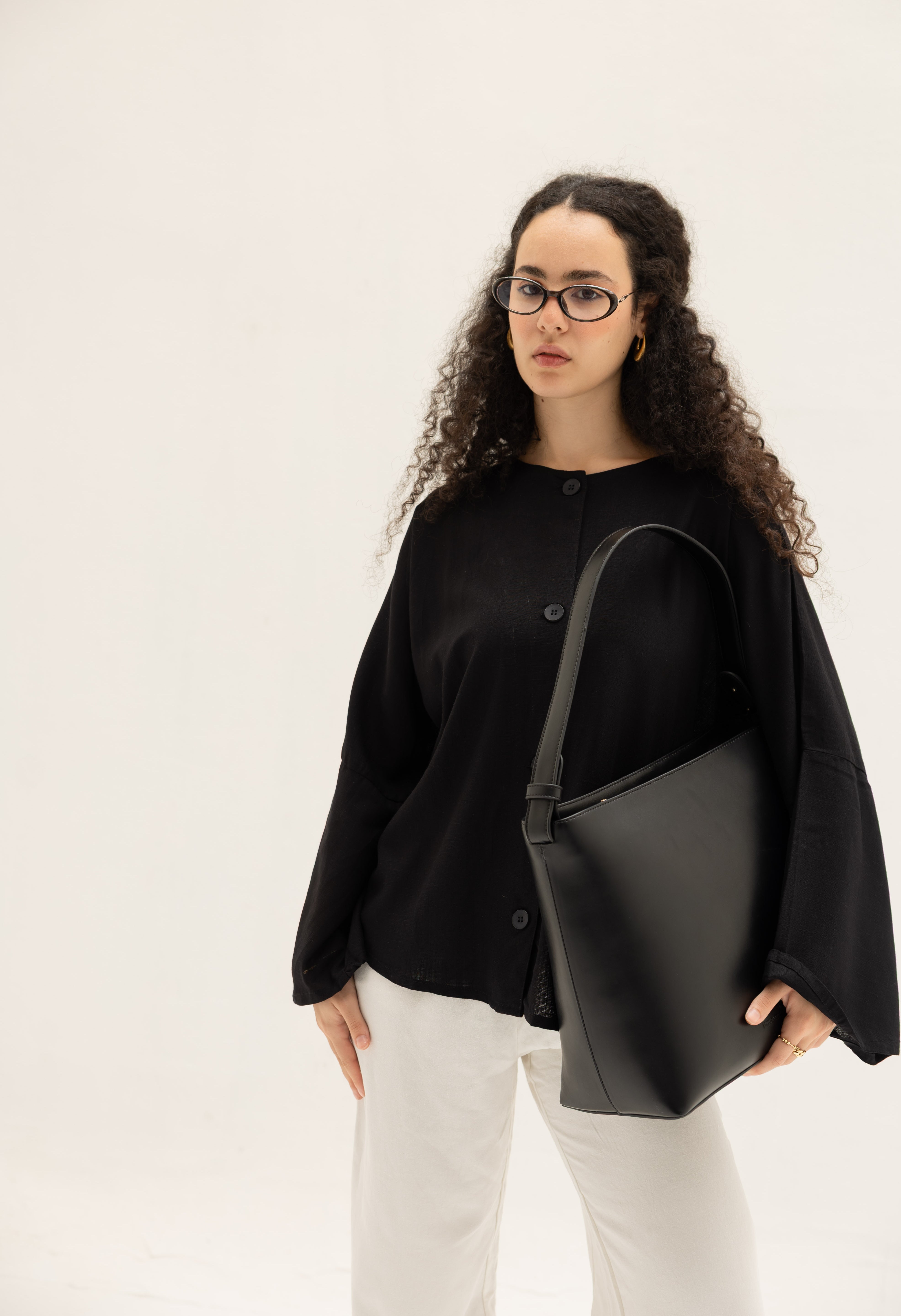 Her Way Linen Shirt In Black