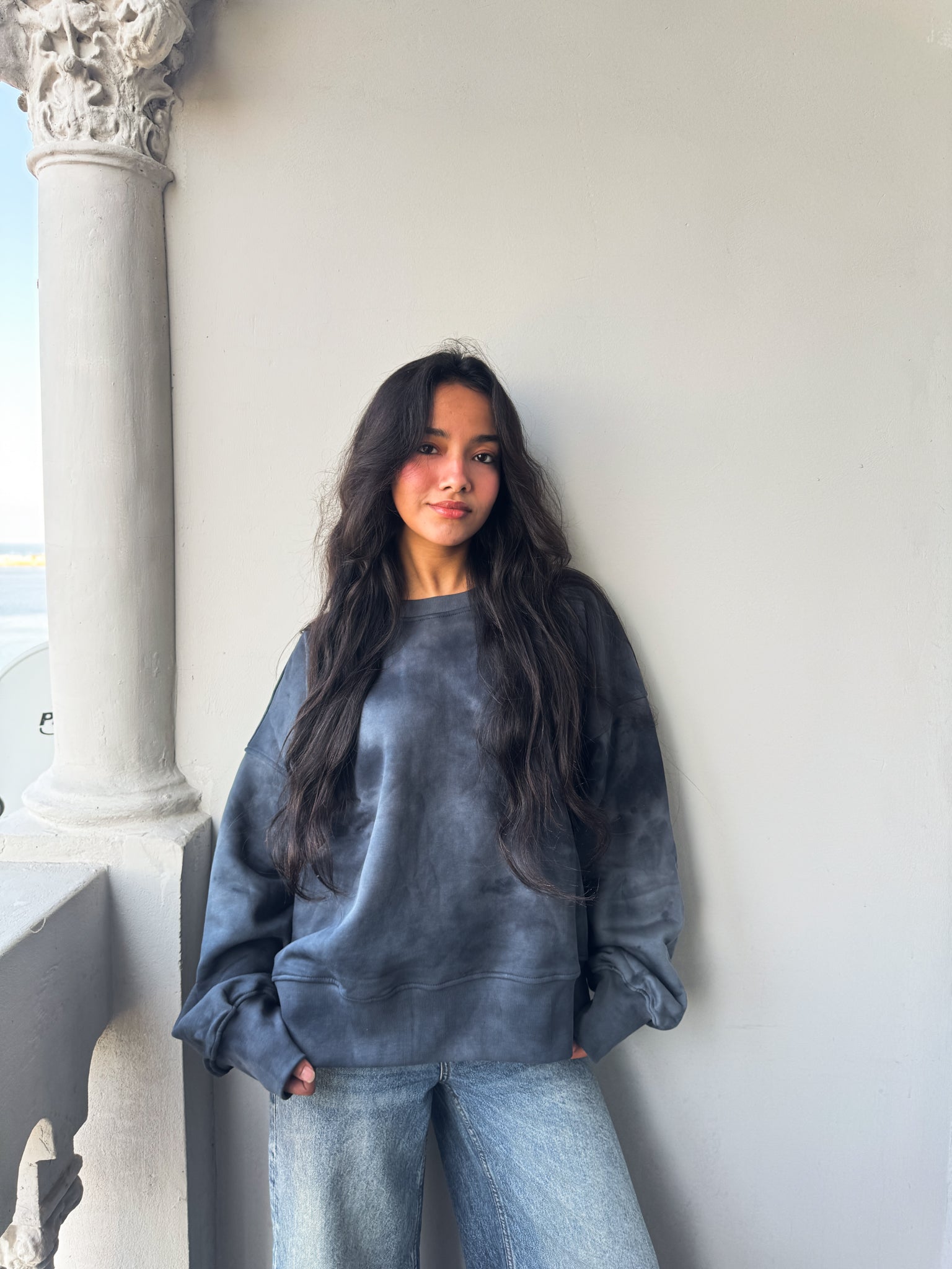 Wave Crewneck In Navy Blue