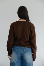 SIDE DRAPED KNIT TOP IN BRWON