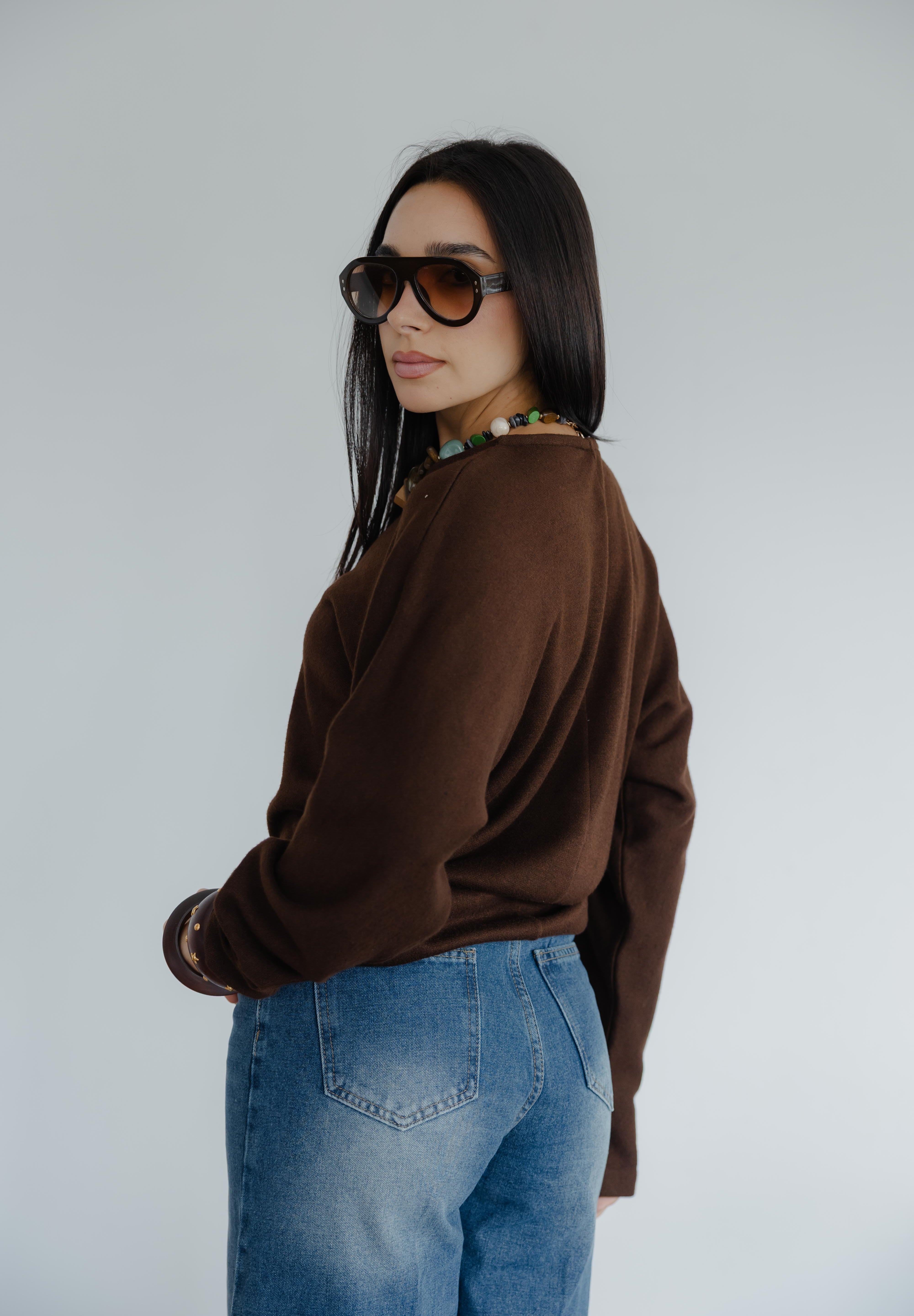 SIDE DRAPED KNIT TOP IN BRWON