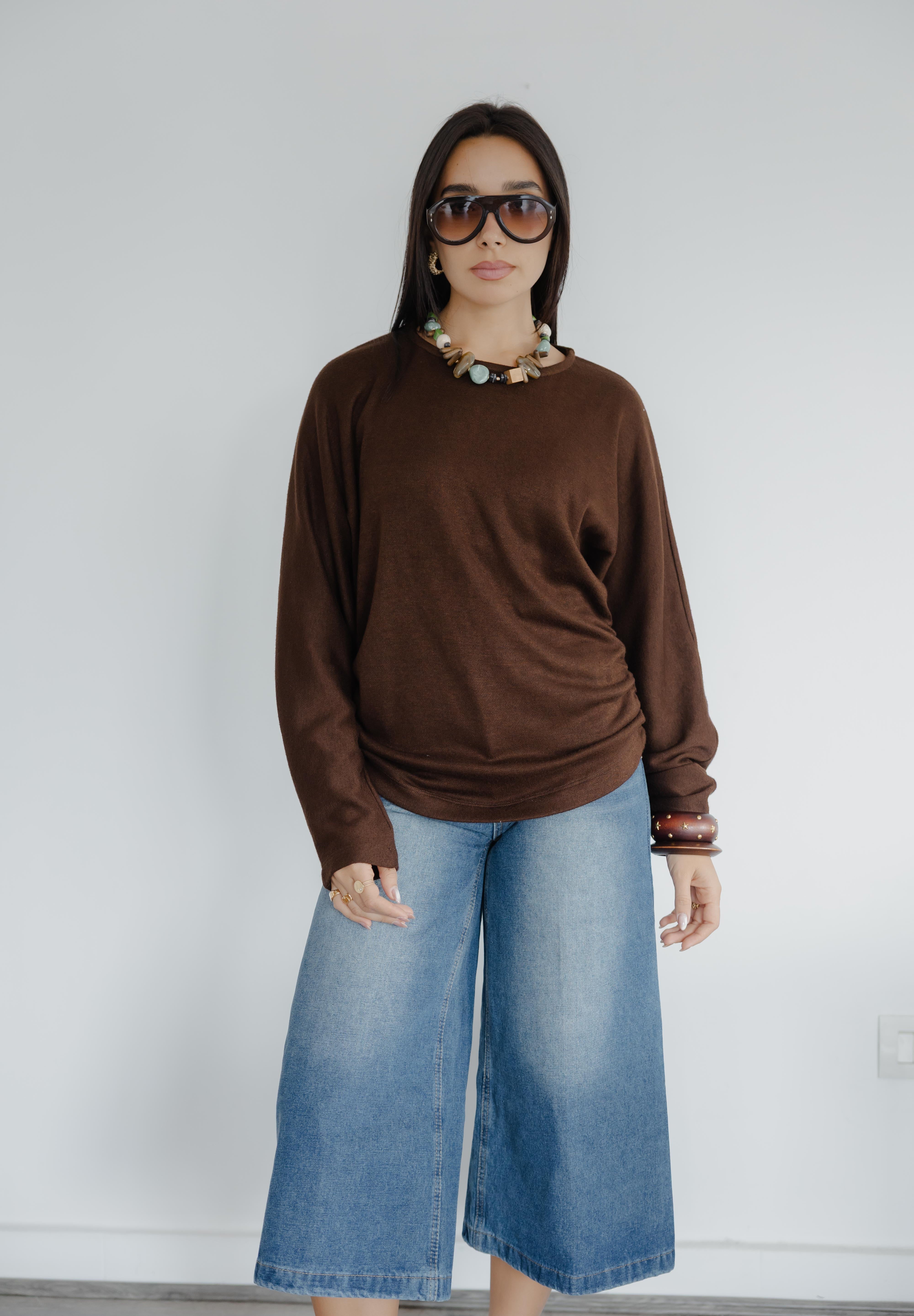 SIDE DRAPED KNIT TOP IN BRWON