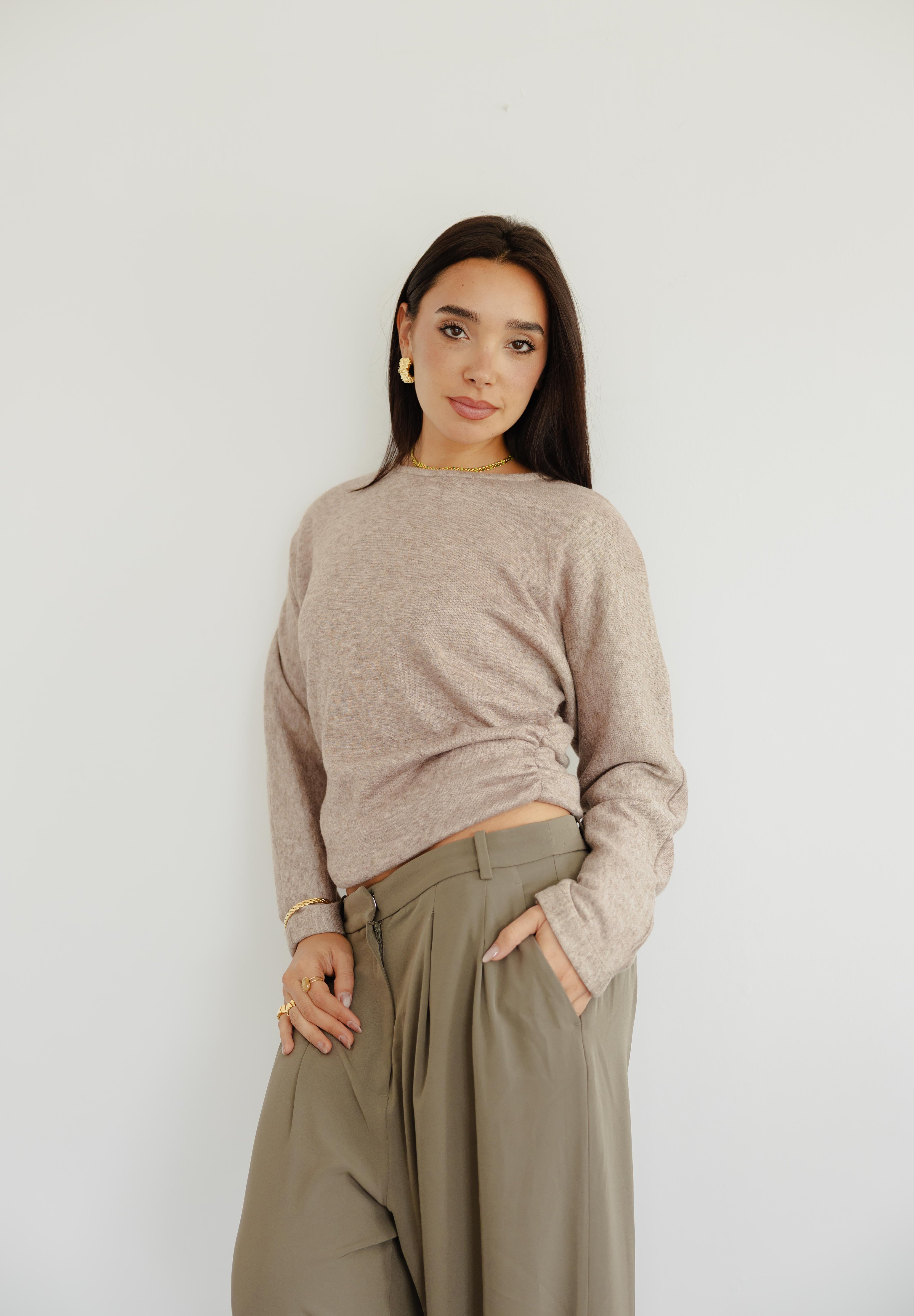 SIDE DRAPED KNIT TOP IN LIGHT BEIGE
