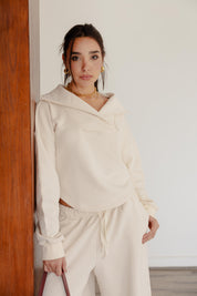 CROSSOVER SET IN CREAM