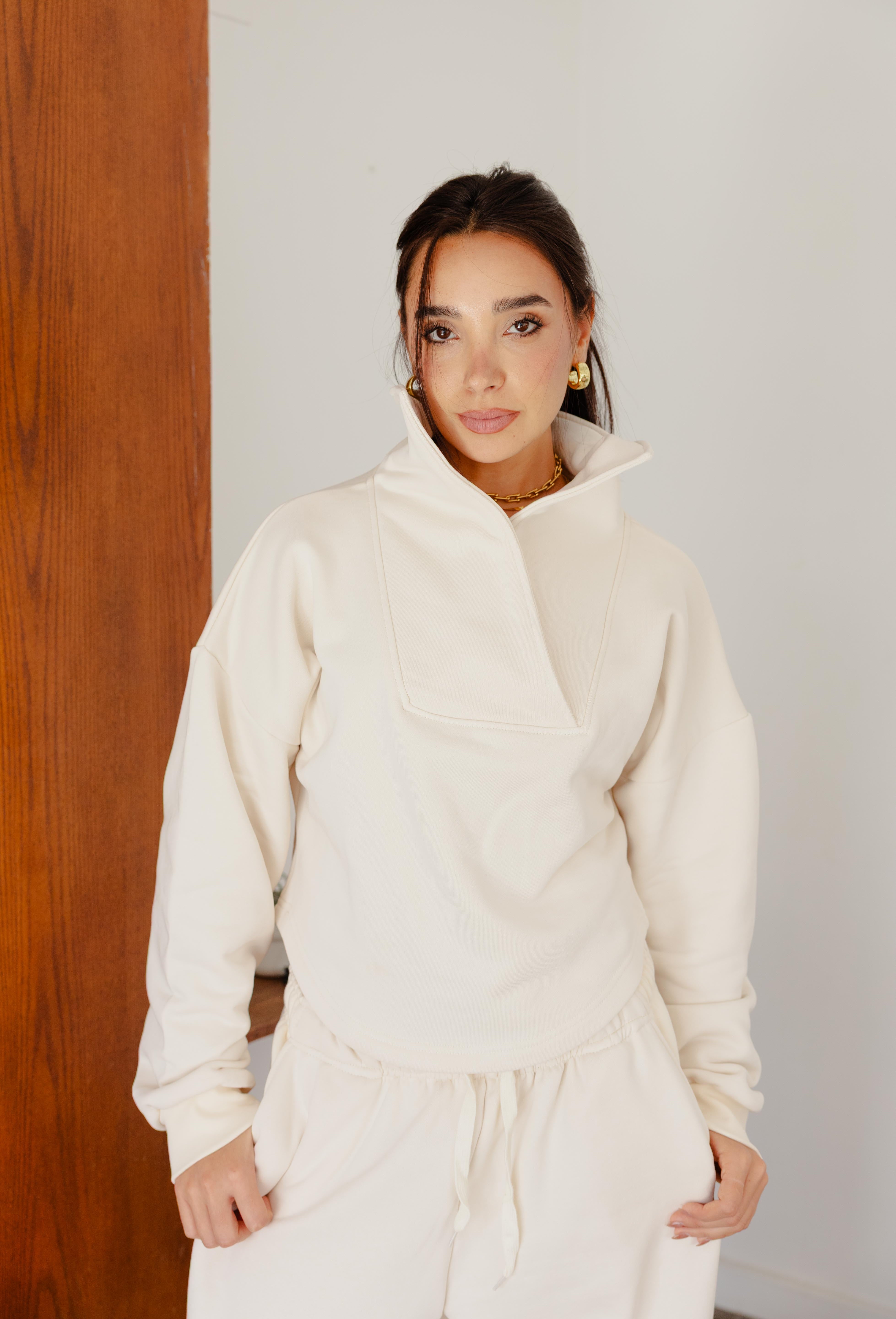 CROSSOVER TOP IN CREAM