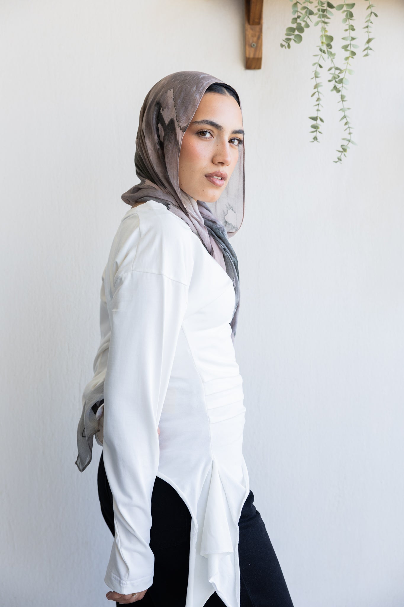 long sleeve ruched T-shirt In Off White