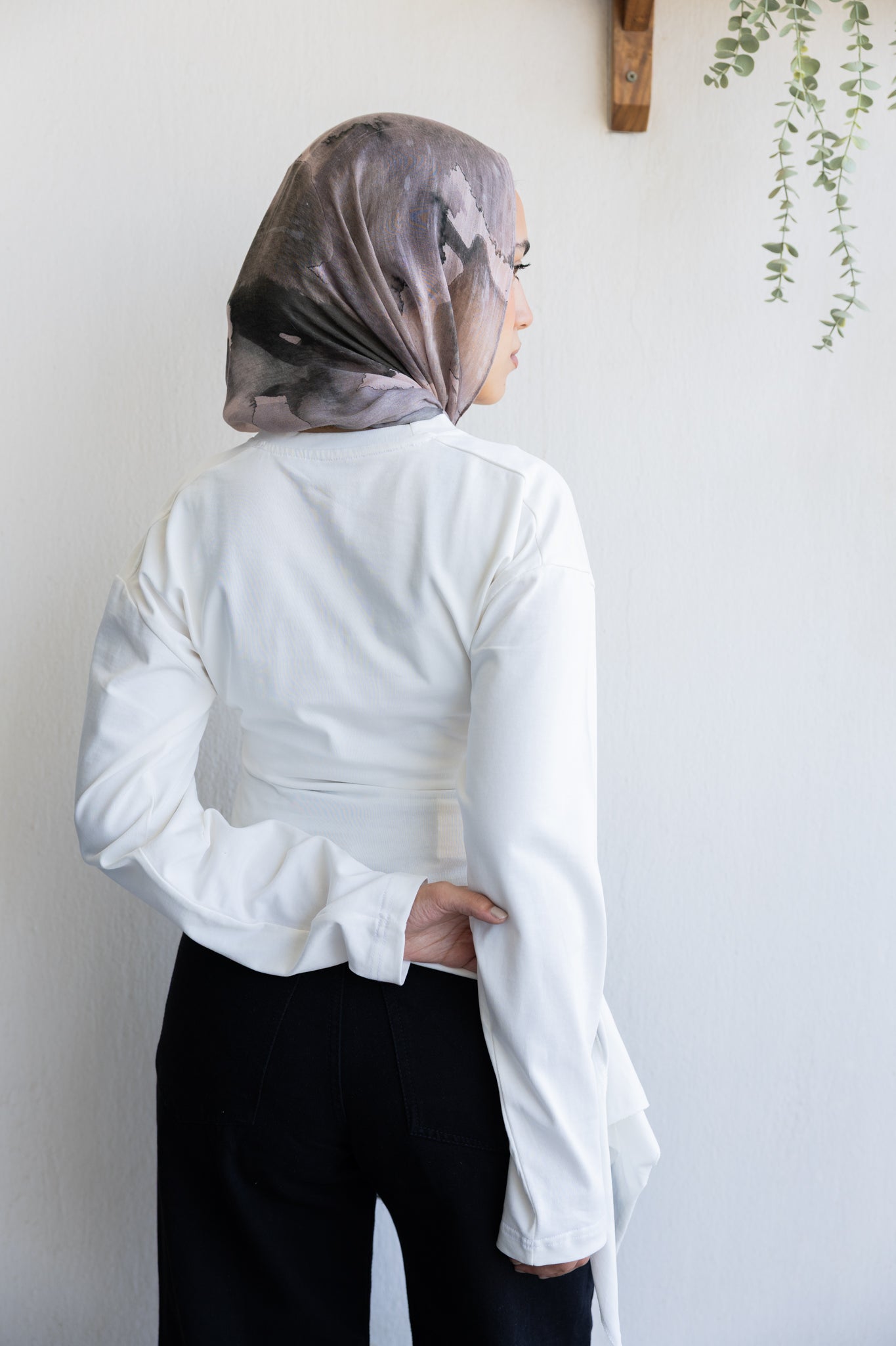 long sleeve ruched T-shirt In Off White