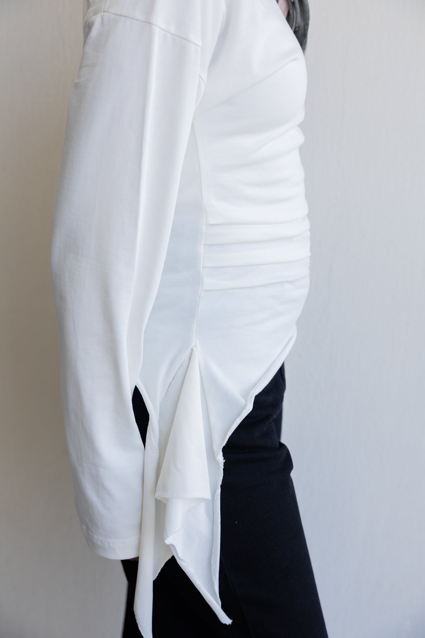 long sleeve ruched T-shirt In Off White
