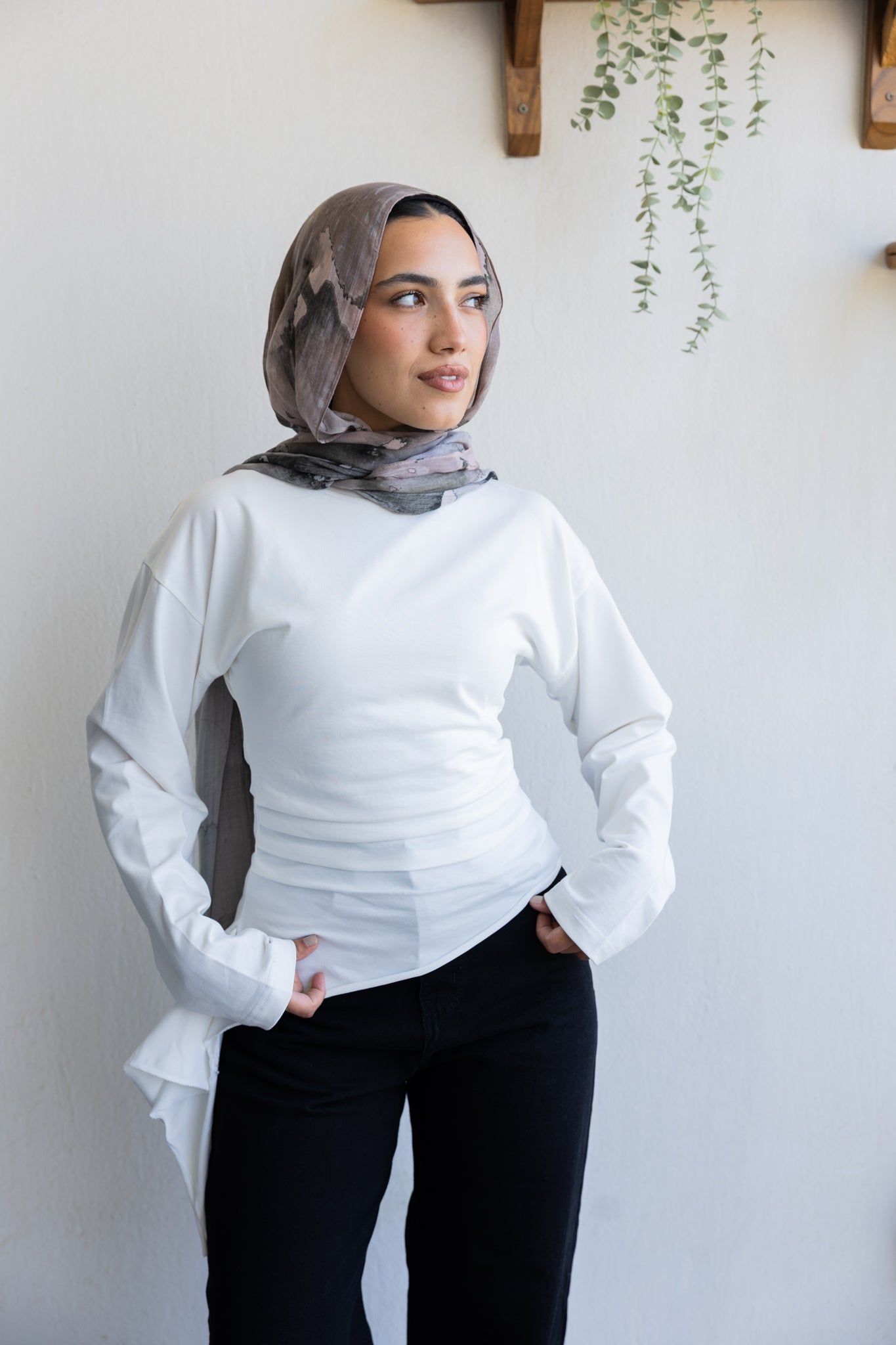 long sleeve ruched T-shirt In Off White
