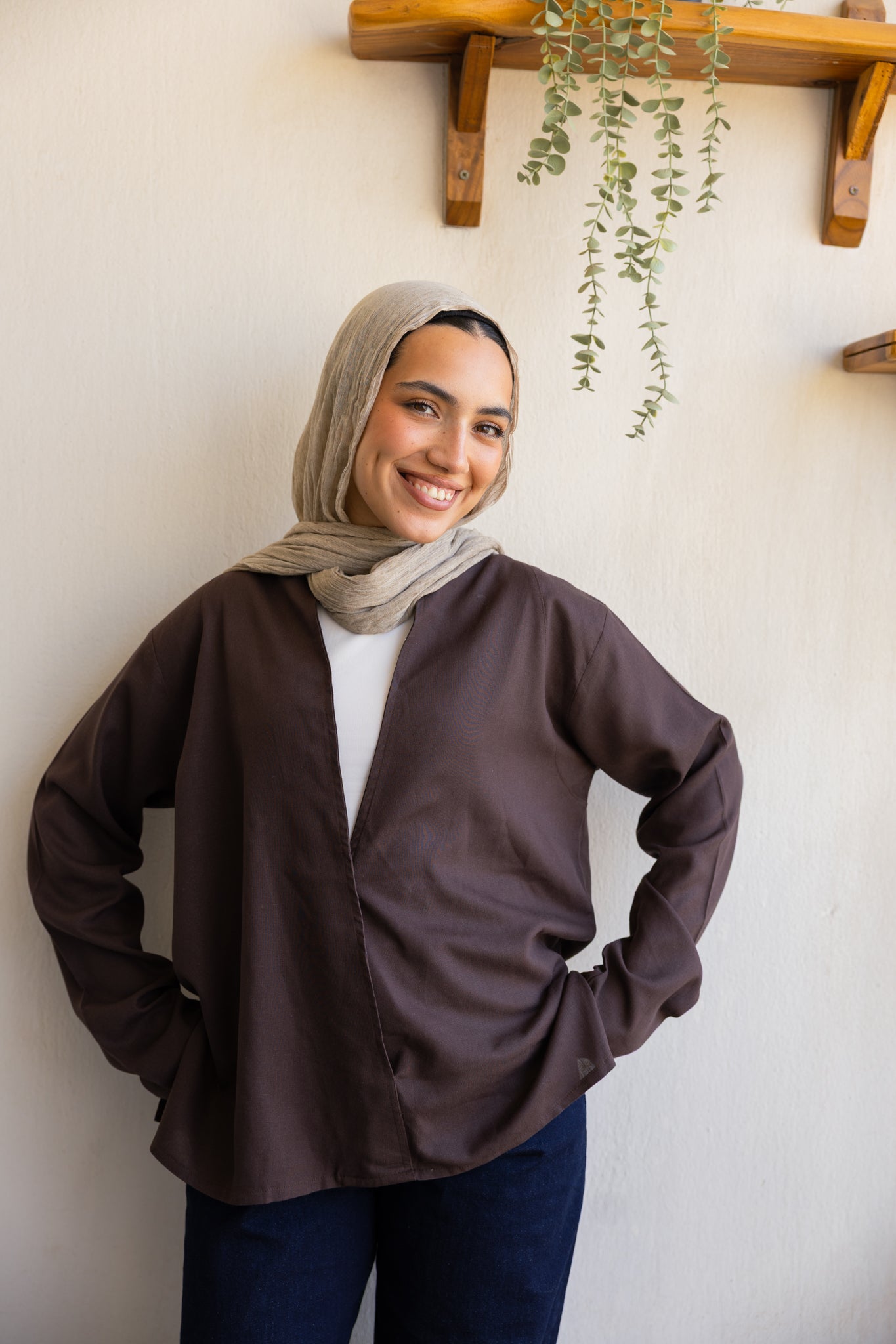 Flowing linen wrap blouse In Brown