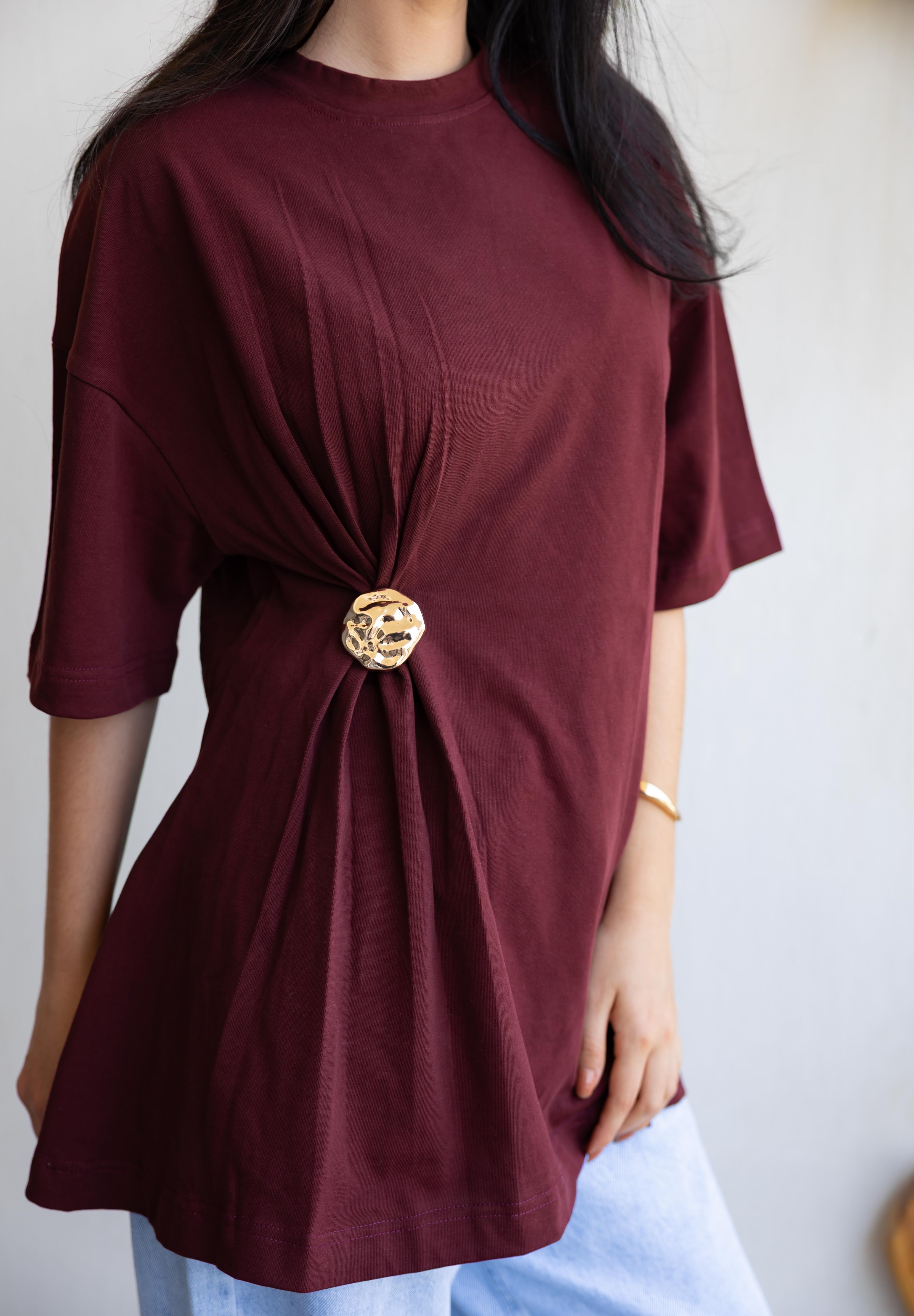 Brooch Blouse In Wine