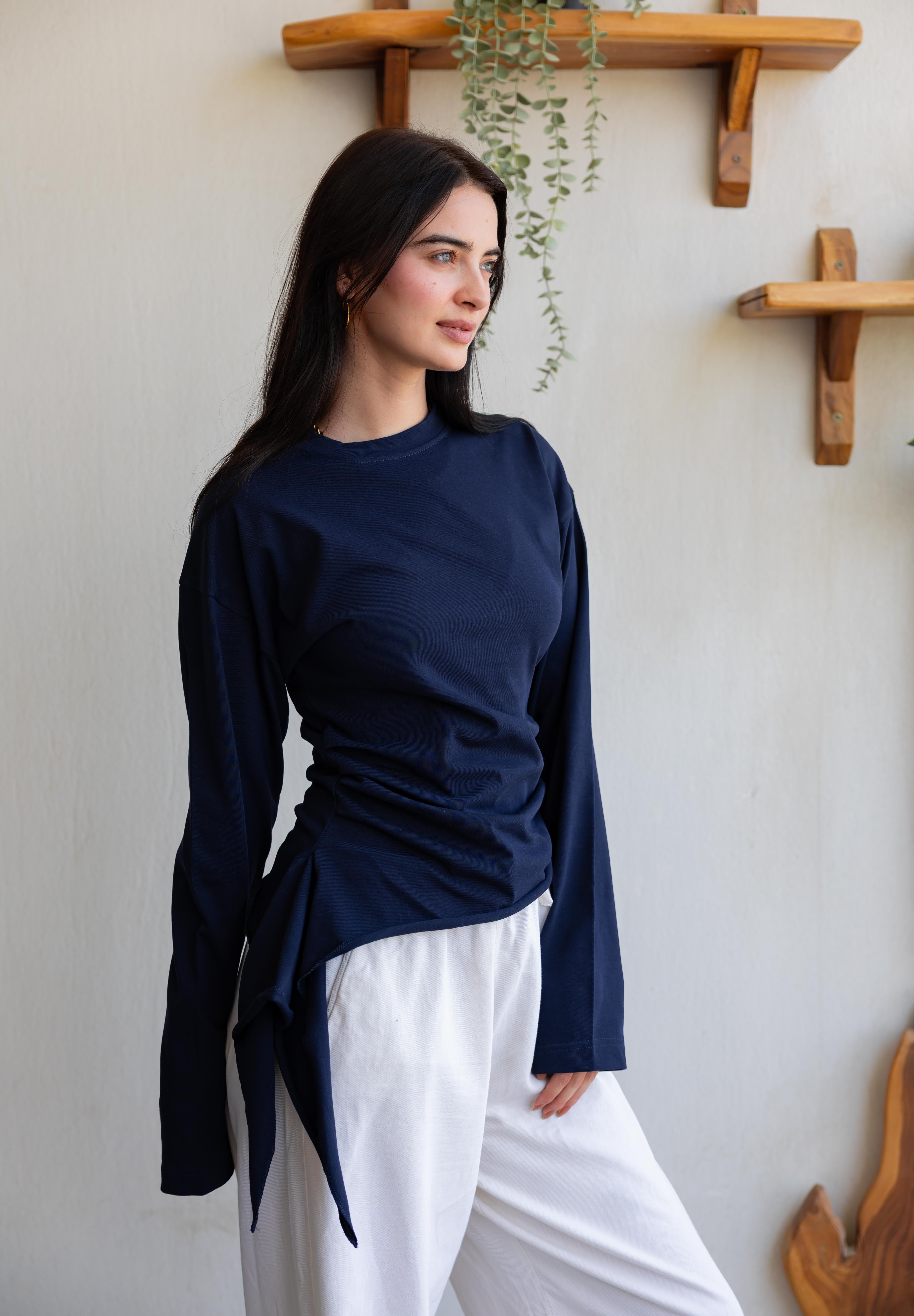 long sleeve ruched T-shirt In Navy Blue