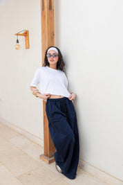 Basic pants in midnight-blue