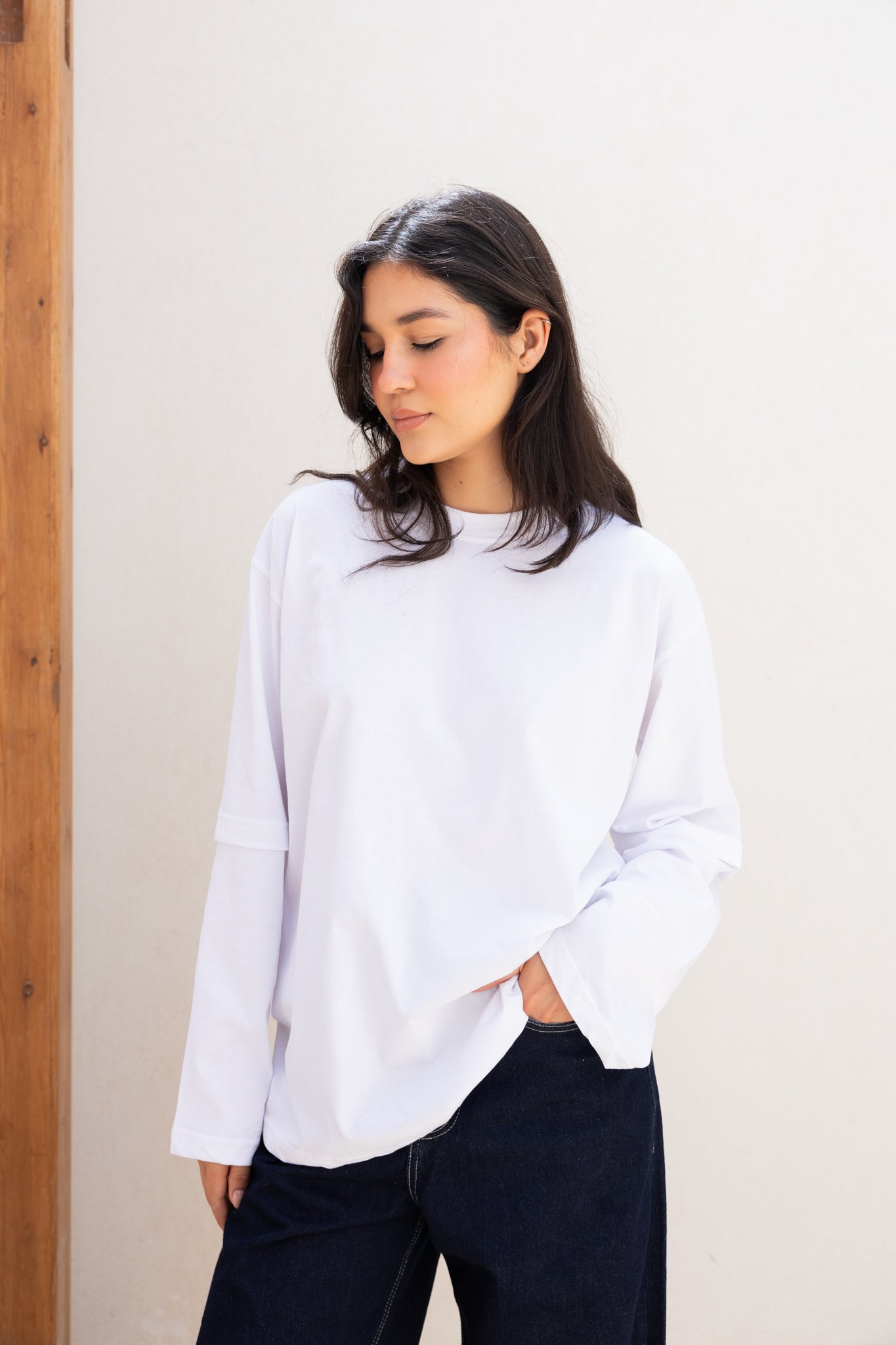 Double layered tee in white
