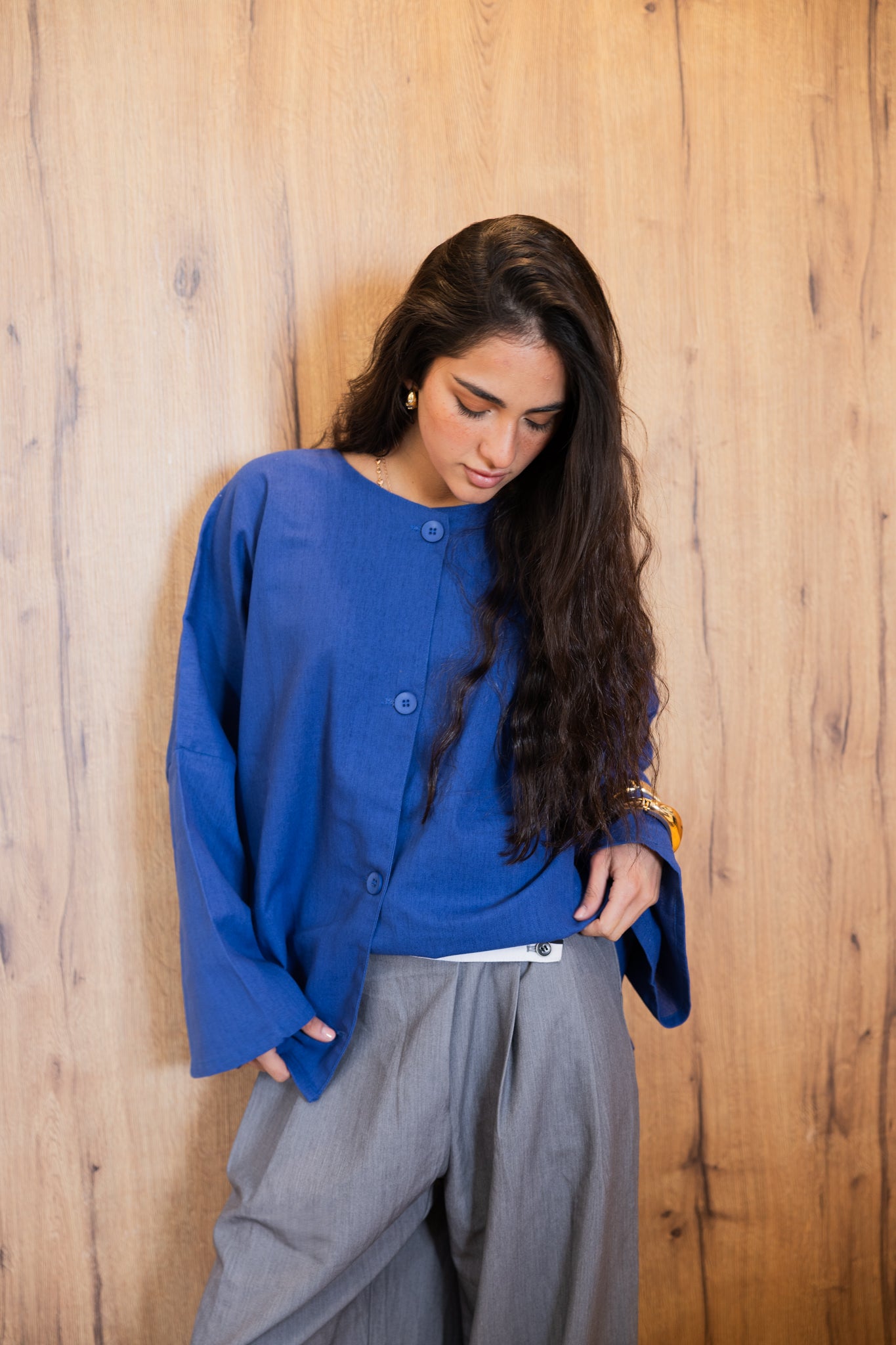 Her Way Linen Shirt In Royal Blue