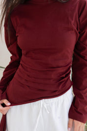 long sleeve ruched T-shirt In Wine