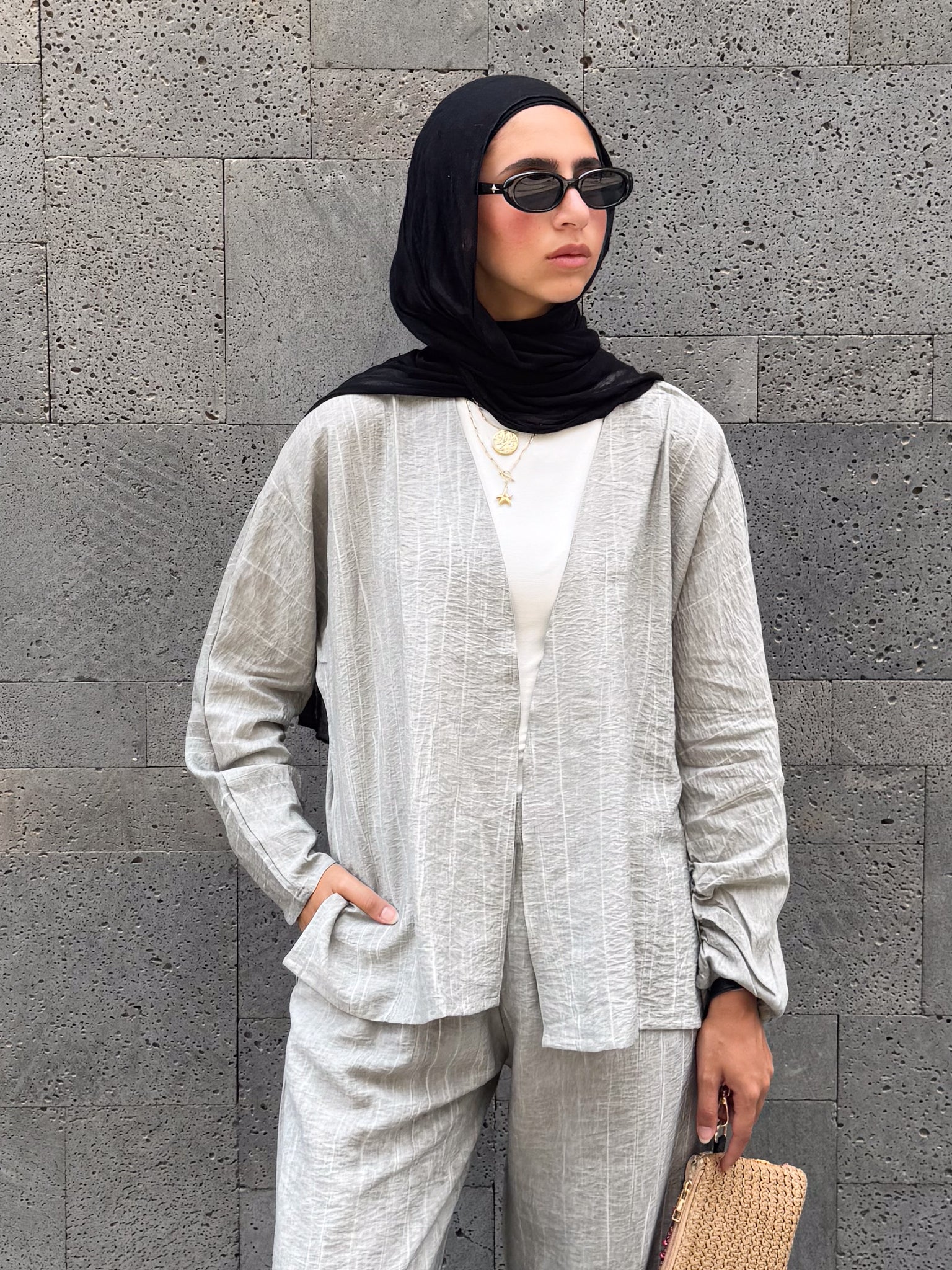 SWAY CARDIGAN IN GREY