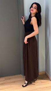 Layali – Pleated brown skirt