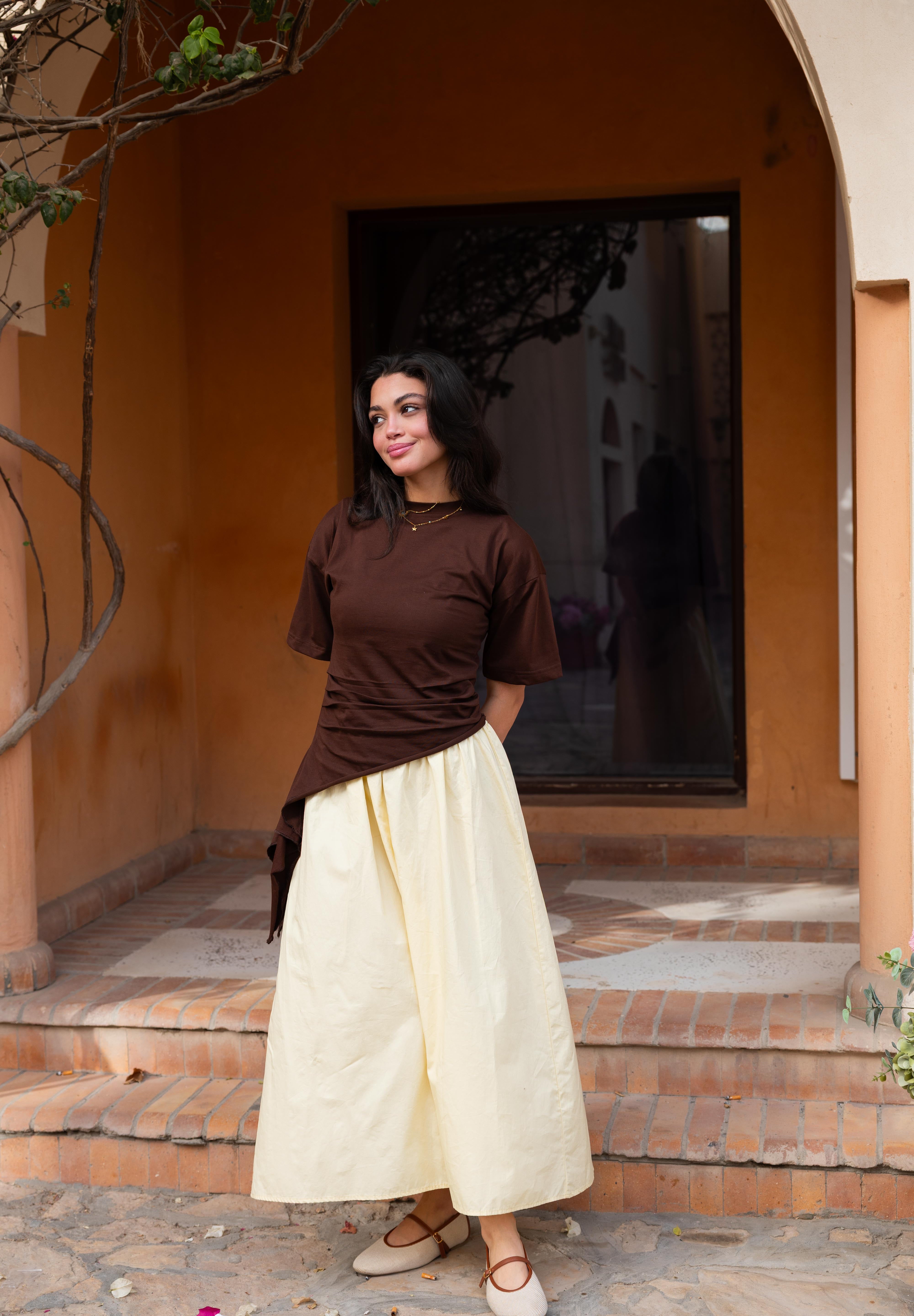 Short sleeve ruched T-shirt In Brown