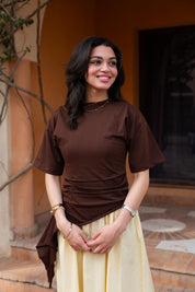 Short sleeve ruched T-shirt In Brown