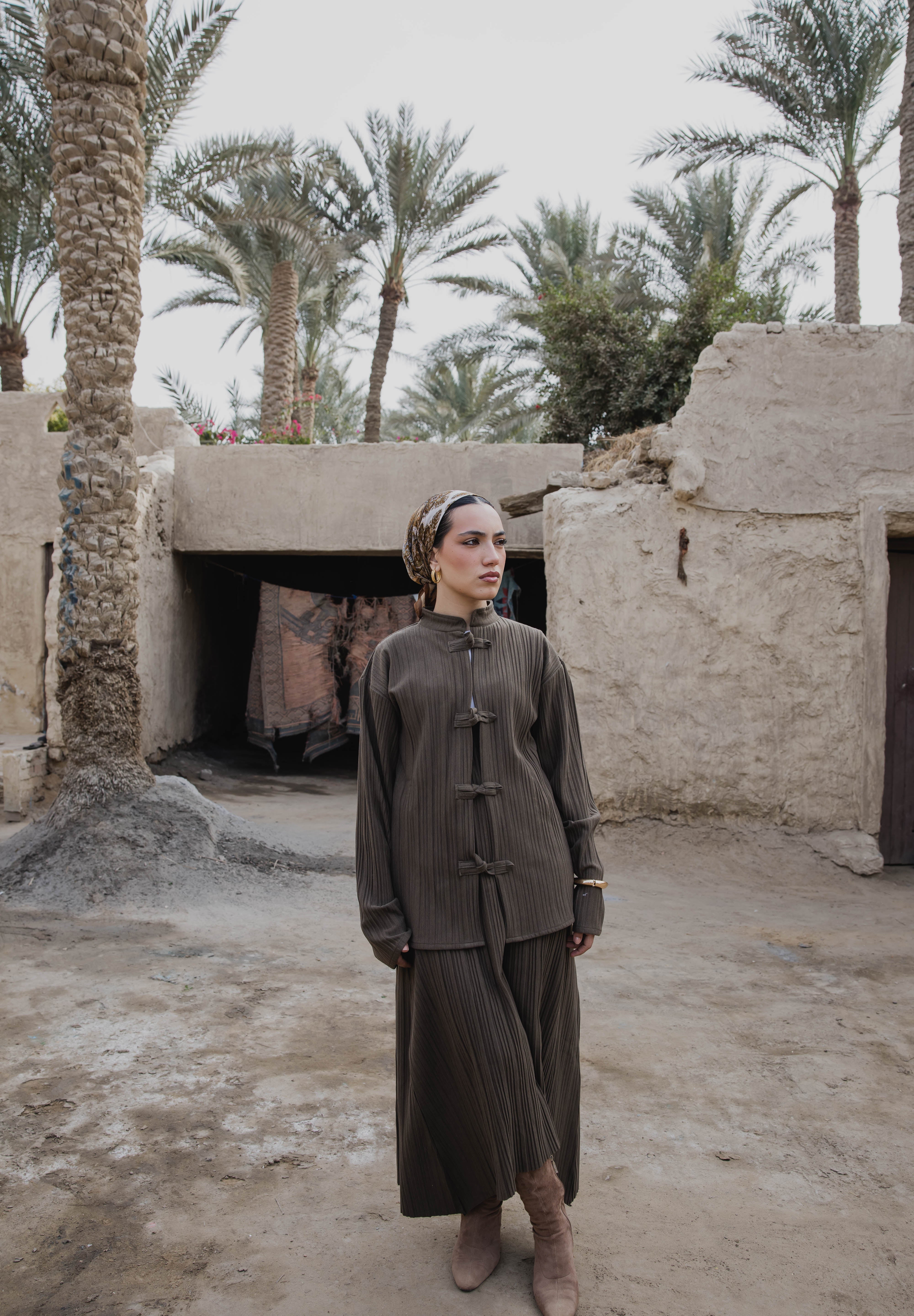 Layali – Pleated olive skirt