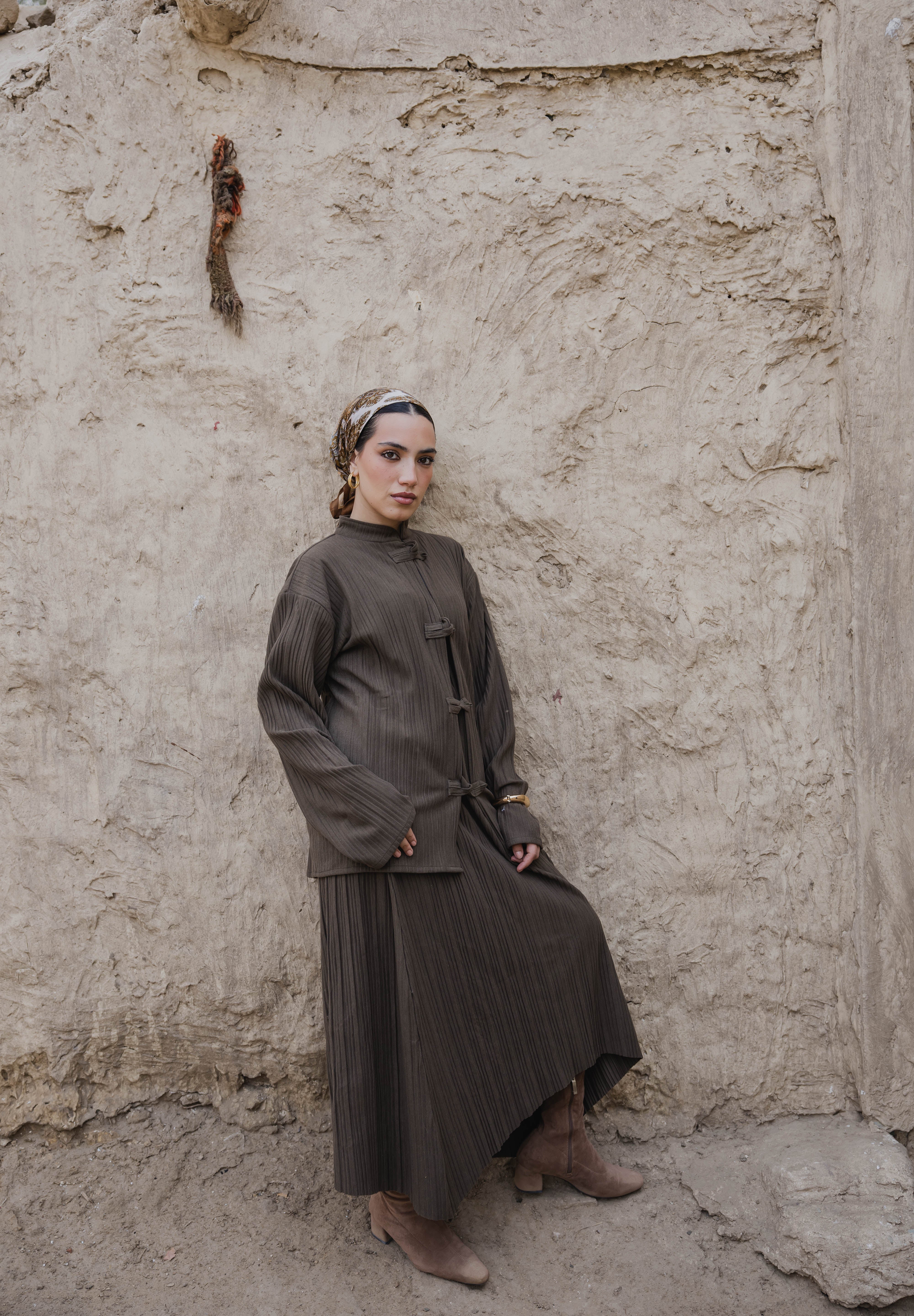 Layali – Pleated olive skirt