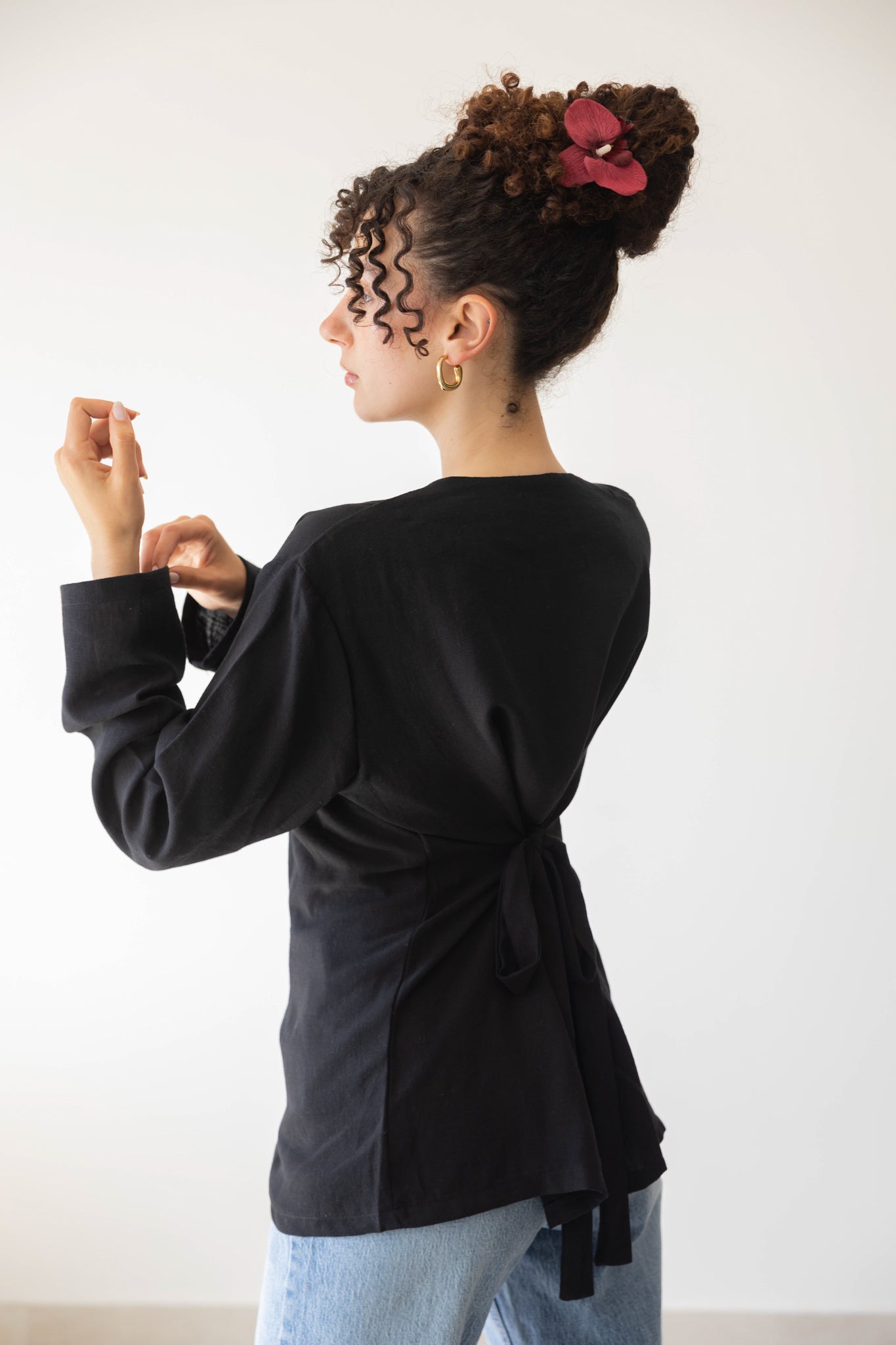 Black Buttoned Linen Shirt