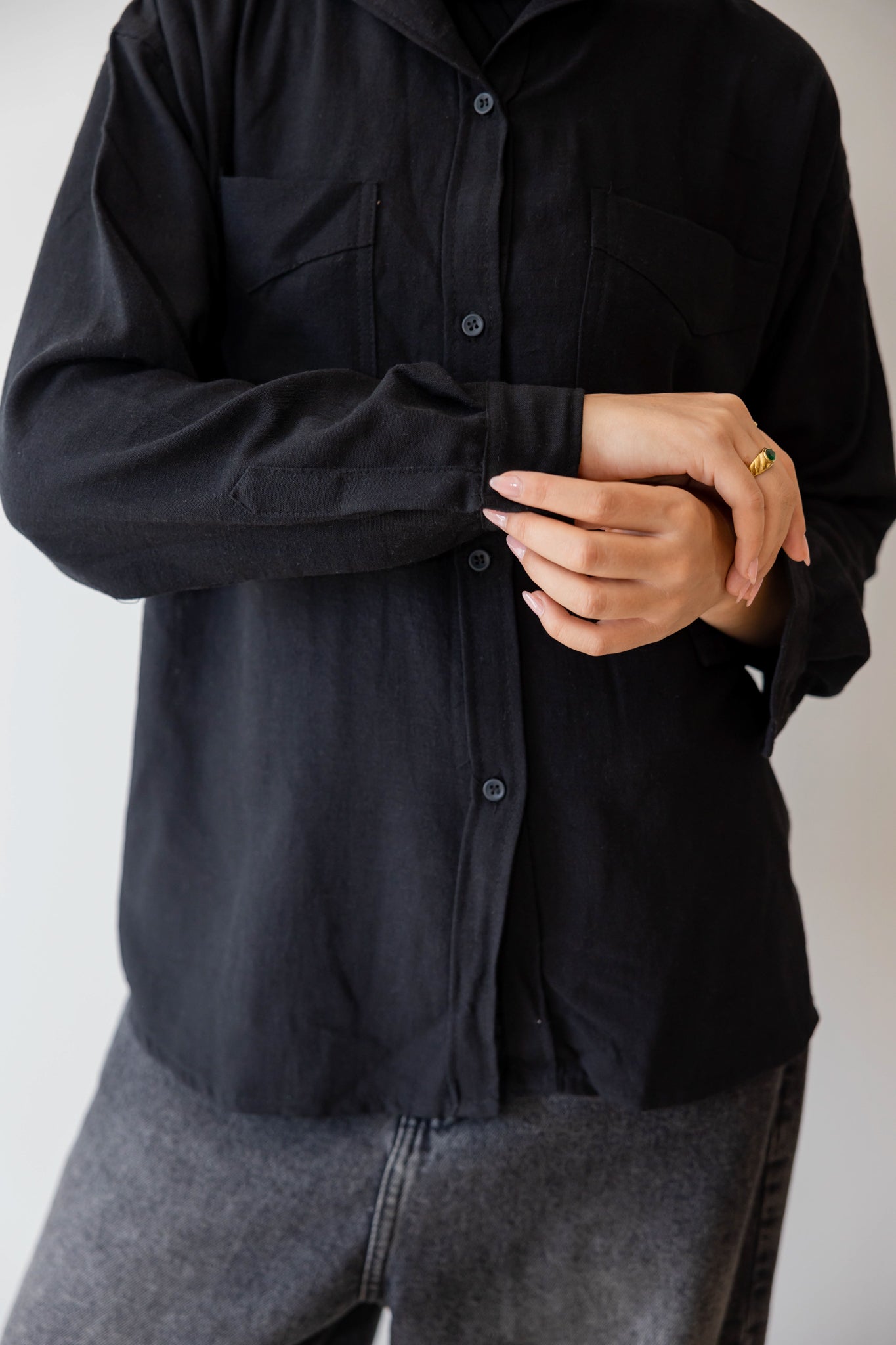 The Linen Shirt In Black