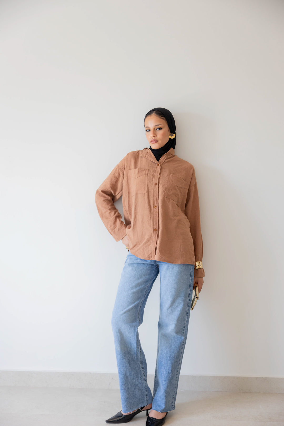 The Linen Shirt In caramel