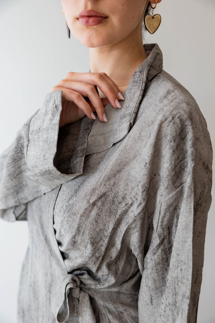 Marble Cross Shirt In Stone Grey